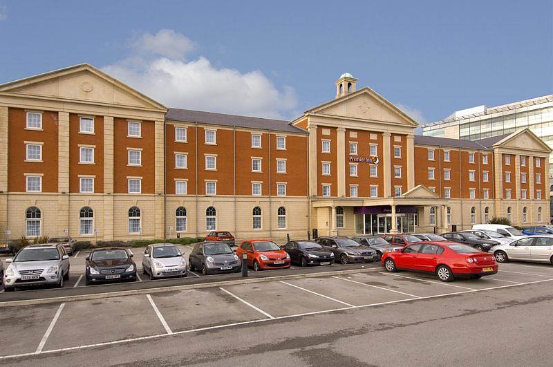 Premier Inn Manchester (Trafford Centre)